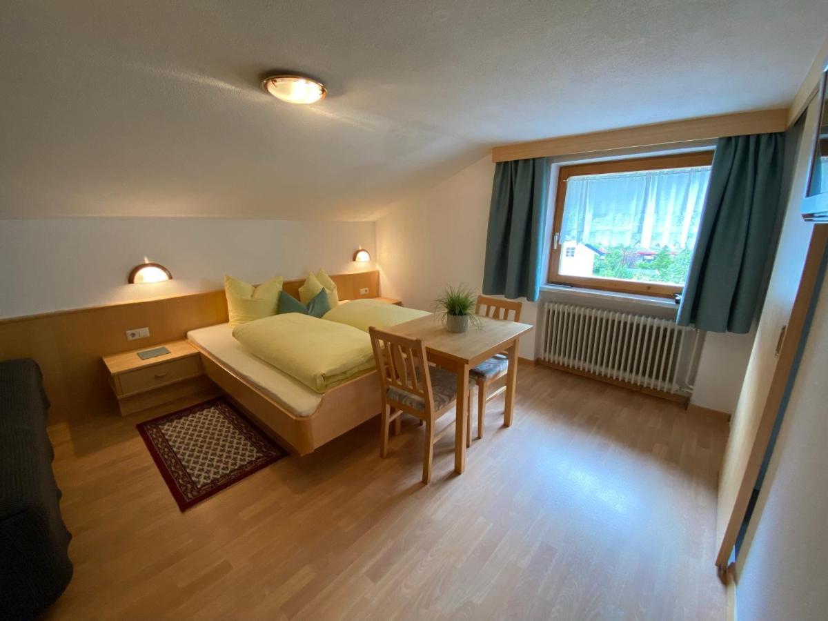 Aparts Handle Und Haus Bergblick Apartment พฟุนด์ส ภายนอก รูปภาพ
