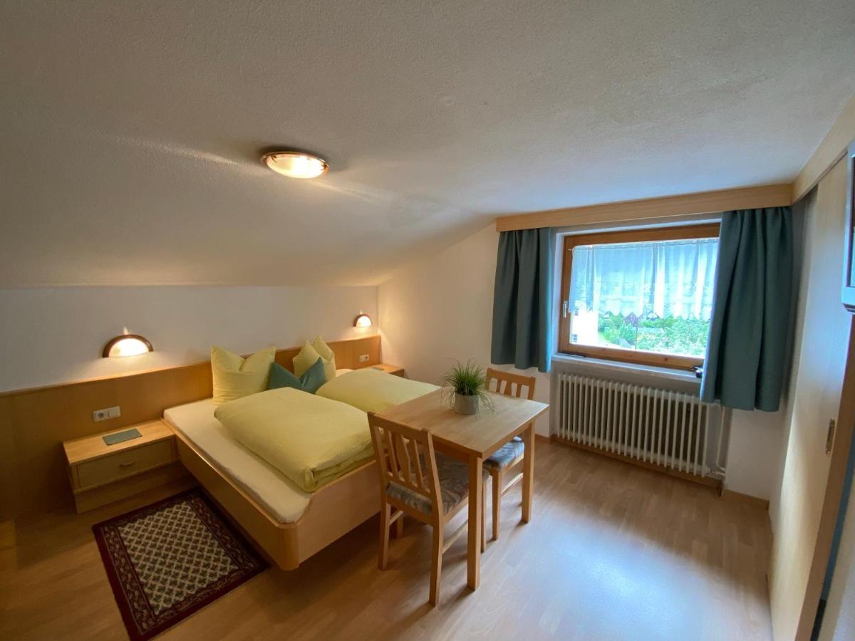 Aparts Handle Und Haus Bergblick Apartment พฟุนด์ส ภายนอก รูปภาพ