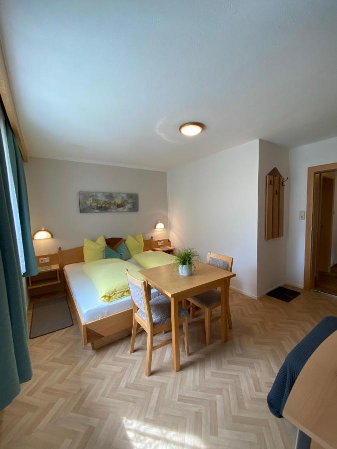 Aparts Handle Und Haus Bergblick Apartment พฟุนด์ส ภายนอก รูปภาพ