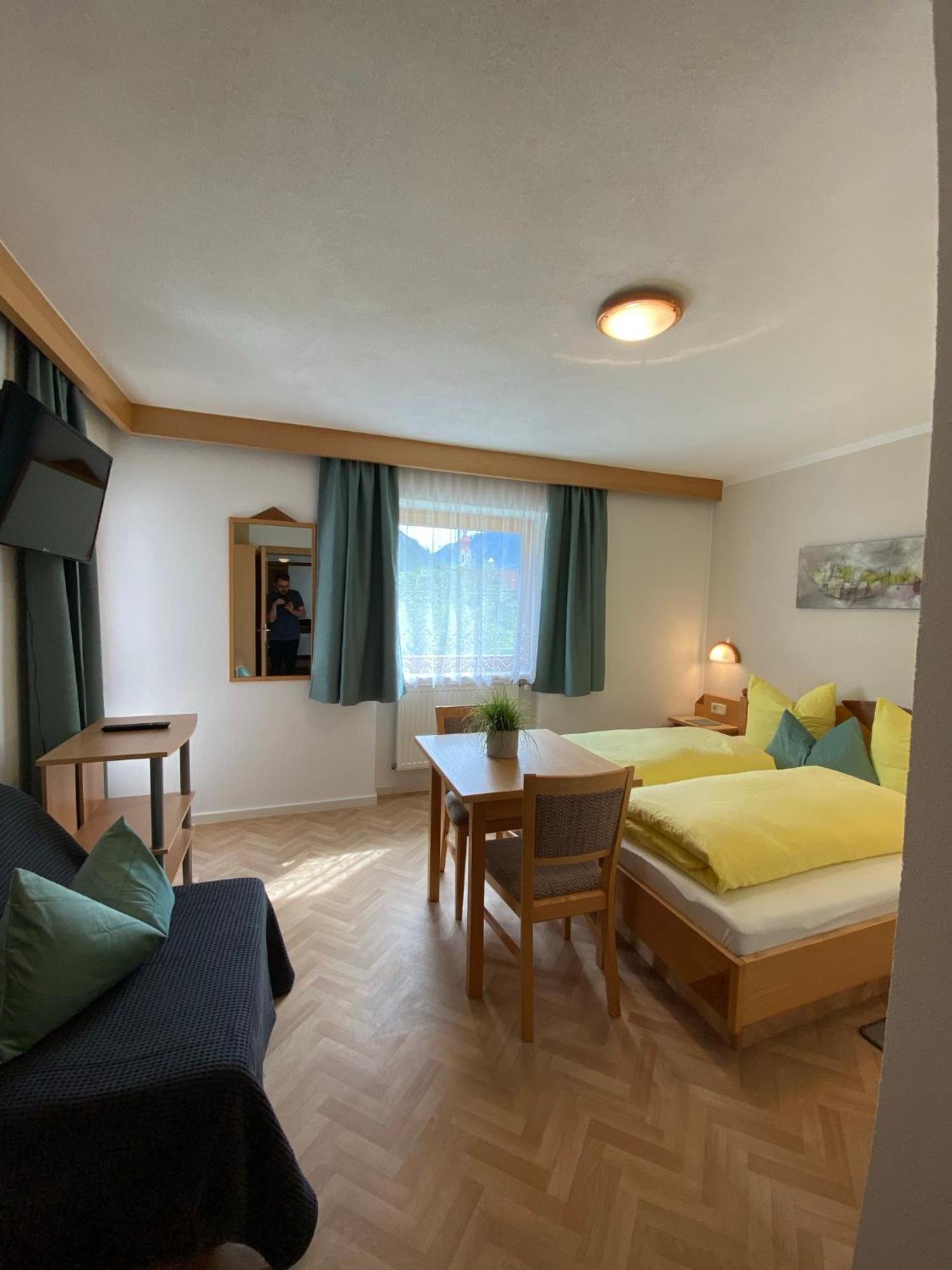 Aparts Handle Und Haus Bergblick Apartment พฟุนด์ส ภายนอก รูปภาพ